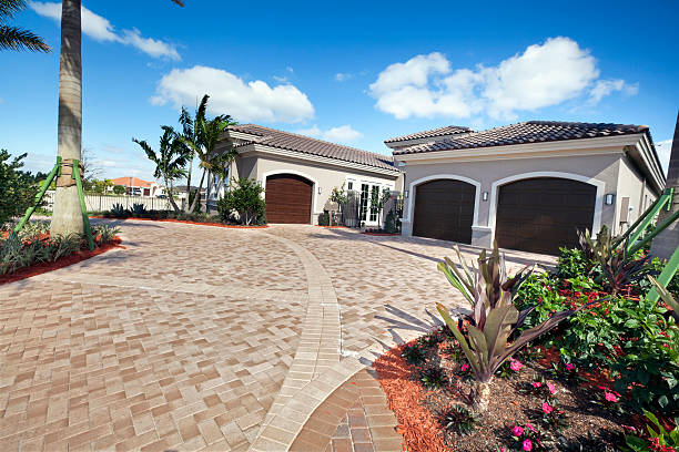 Best Interlocking Paver Driveways in Dunlap, IL